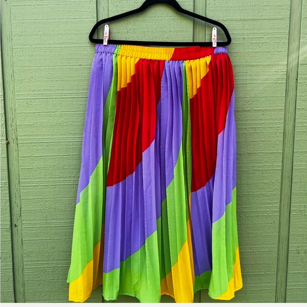 Colorful Pleated Maxi Skirt